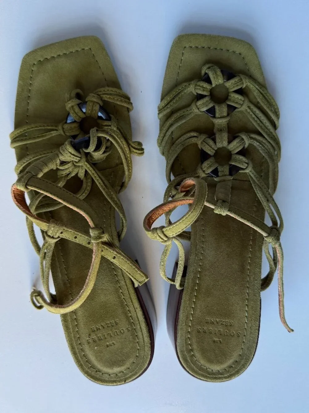 Sézane filipa sandals in Size 37 (US 6, fits like a 7) - Picture 1 of 4